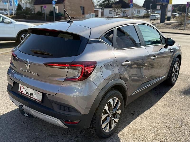 Gebraucht Renault Captur Experience 131 PS (96 kW) 2020 Grau SUV
