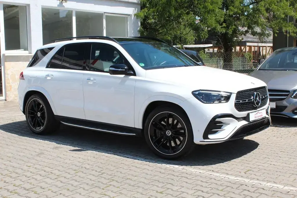 Gebraucht Mercedes GLE450 AMG AMG 367 PS (269 kW) 2023 Weiß SUV