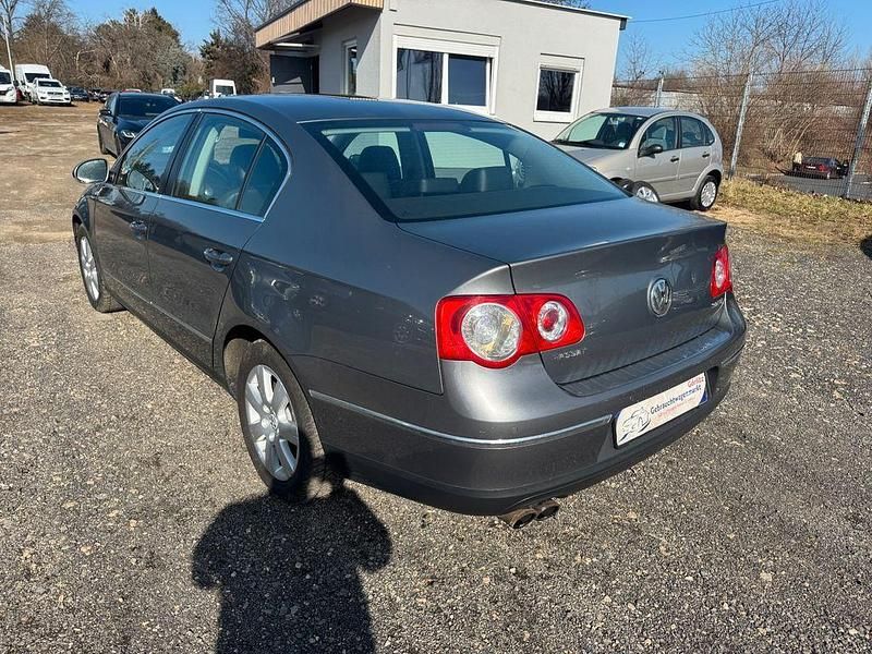 Gebraucht VW Passat Highline 200 PS (147 kW) 2007 Grau Limousine