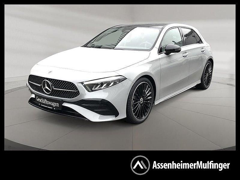 Grau manufaktur lack manufaktur alpingrau uni Gebraucht 2025 Mercedes A180 Edition Limousine | 31.980 € (Fairer Preis) - Bild 1/4