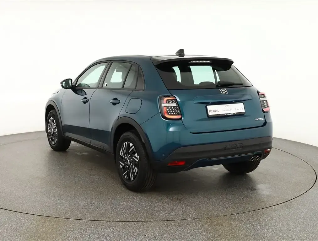 Neu Fiat 600 145 PS (106 kW) 2026 Grün SUV
