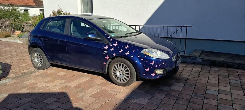 Violet Gebraucht 2009 Fiat Bravo Kleinwagen | 2.500 € (Guter Preis) - Bild 1/4
