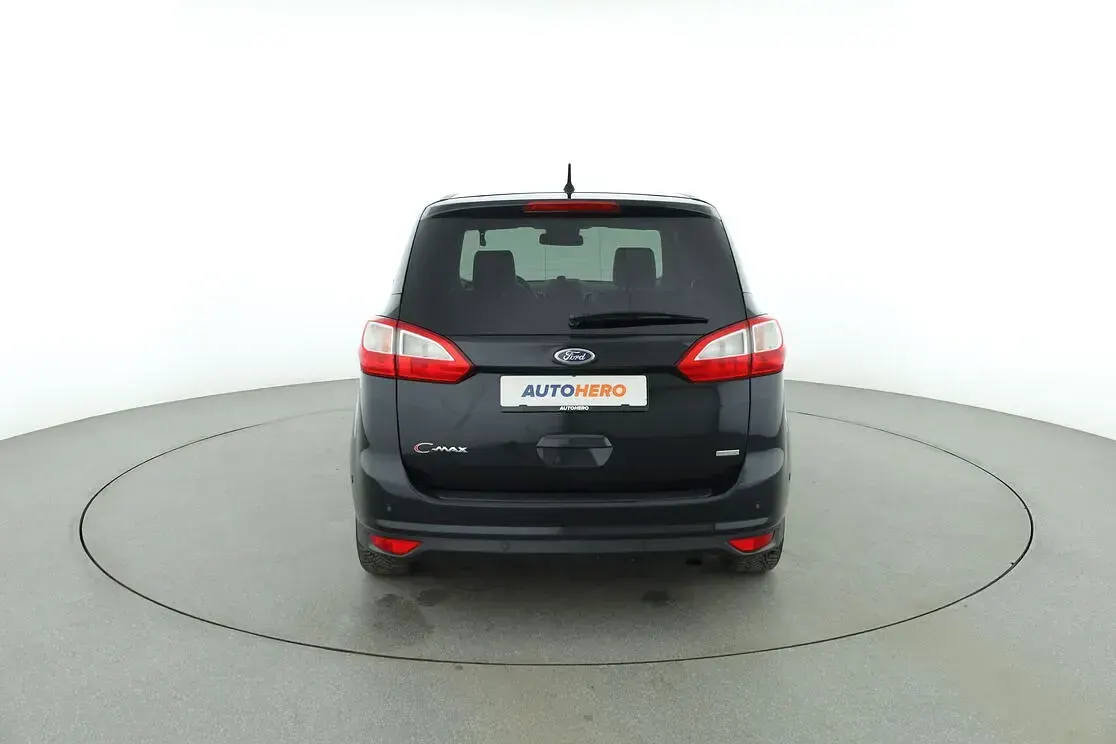 Używany Ford Grand C-Max Titanium 150 KM (110 kW) 2015 Czarny Minivan