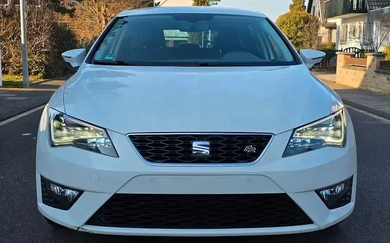 Gebraucht Seat Leon FR 125 PS (91 kW) 2016 Weiß Limousine
