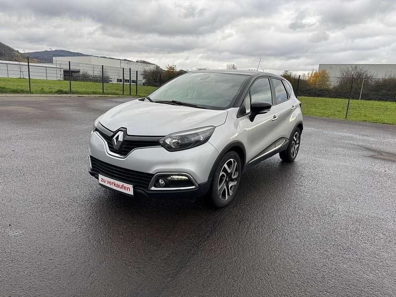 Grau d69 + schwarz gne Gebraucht 2014 Renault Captur Dynamique SUV | 8.900 € (Fairer Preis) - Bild 1/4