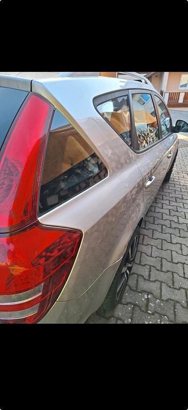 Gebraucht Kia Ceed 140 PS (102 kW) 2007 Kleinwagen