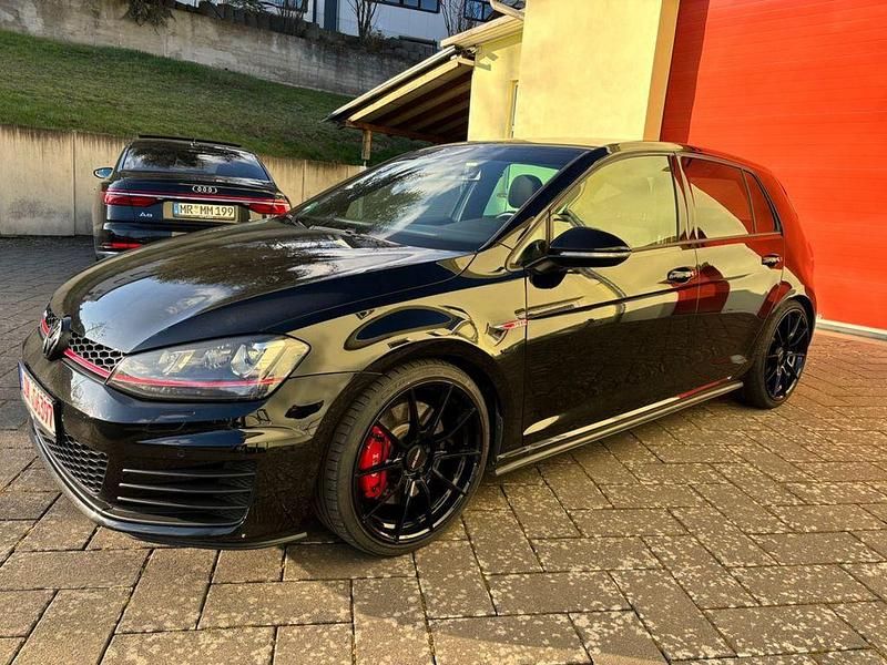 Gebraucht VW Golf VII GTI 230 PS (169 kW) 2016 Schwarz Limousine