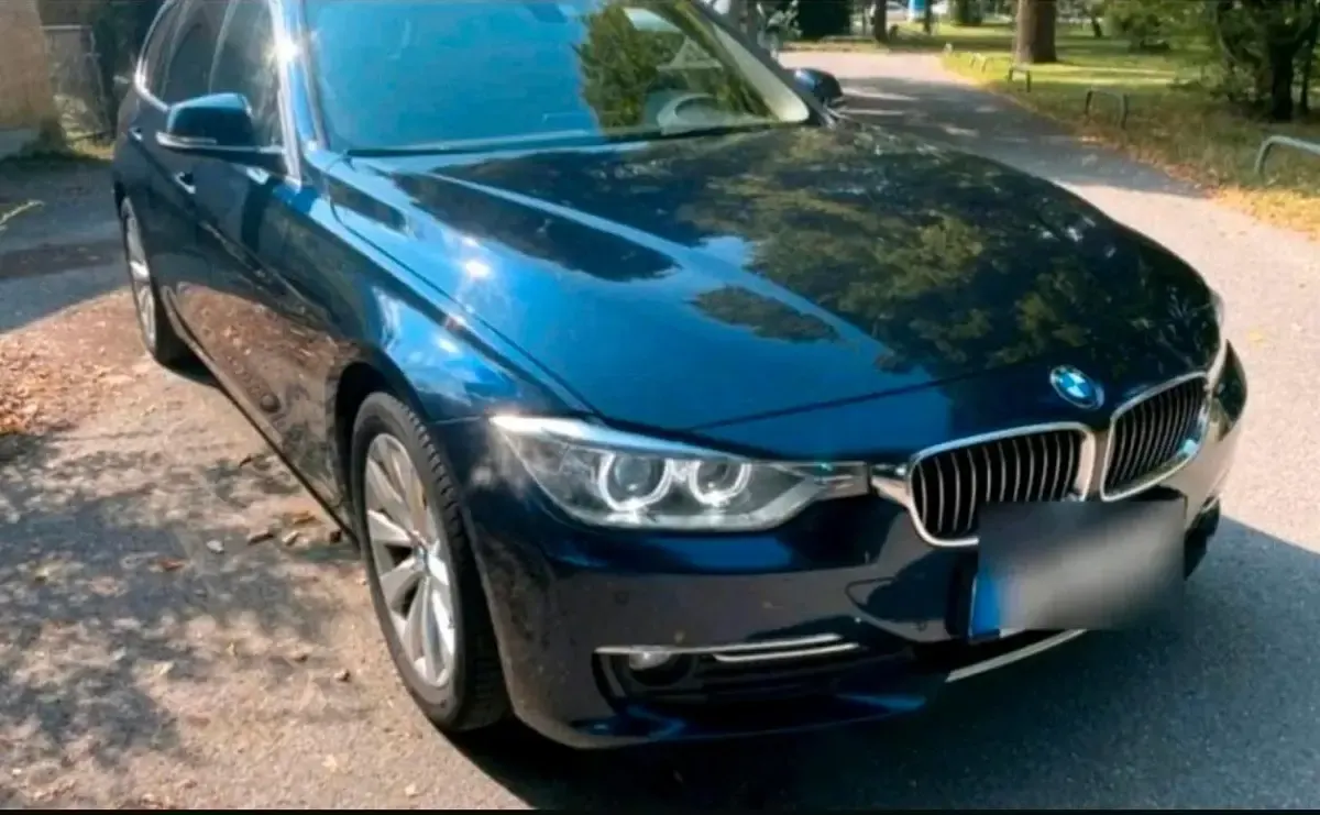 Gebraucht BMW 320 Luxury Line 184 PS (135 kW) 2015 Andere farben Kombi