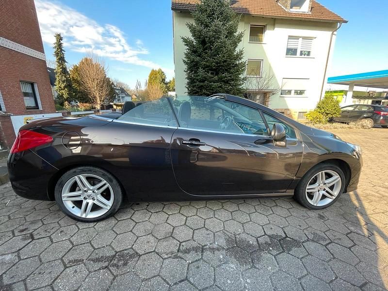 Gebraucht Peugeot 308 CC 120 PS (88 kW) 2010 Braun Cabrio