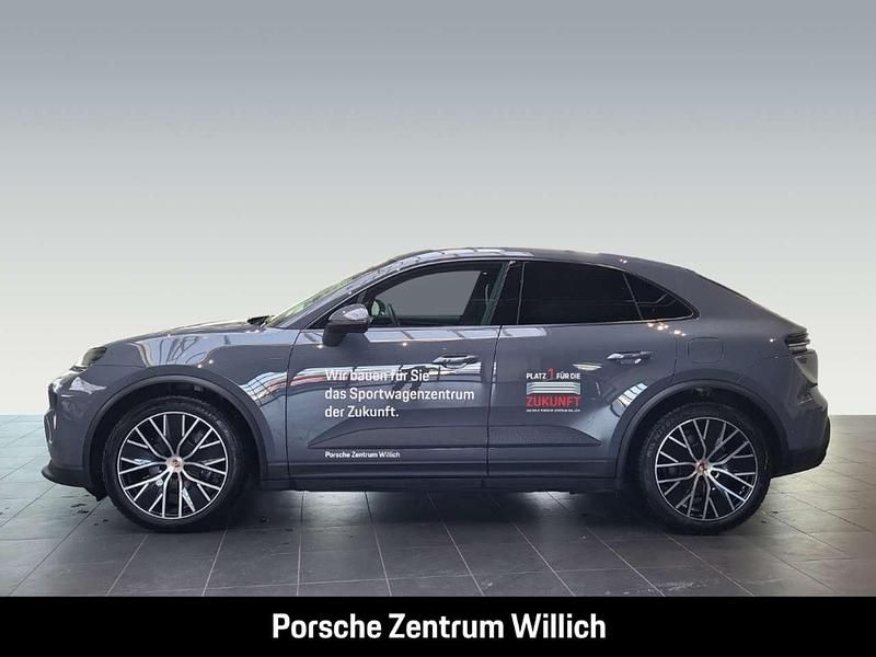 Gebraucht Porsche Macan 380 kW (517 PS) 2025 Dolomitsilbermetallic SUV