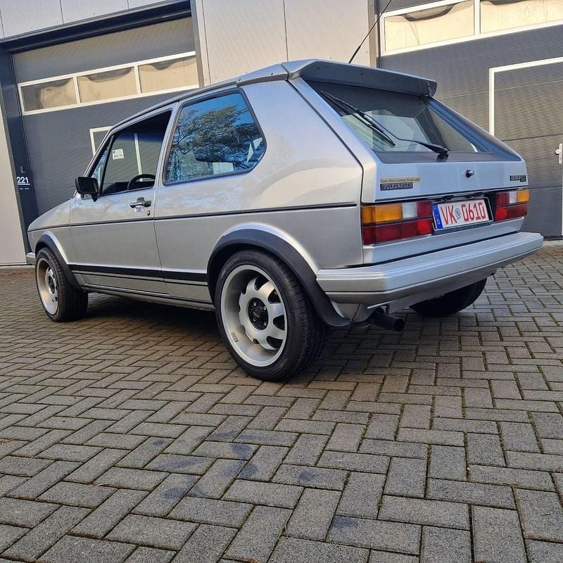 Gebraucht VW Golf I GTI 112 PS (82 kW) 1983 Silber Kleinwagen