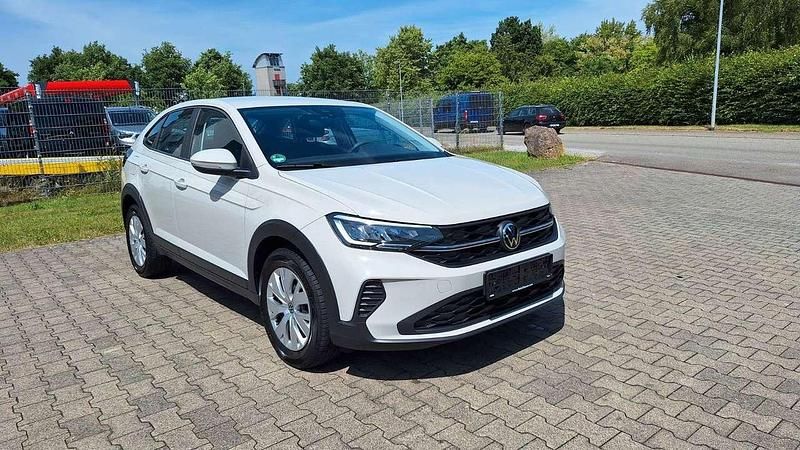 Gebraucht VW Taigo Basis 95 PS (69 kW) 2022 Grau SUV