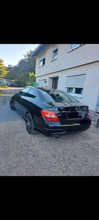 Gebraucht Mercedes C220 170 PS (125 kW) 2014 Schwarz Coupé