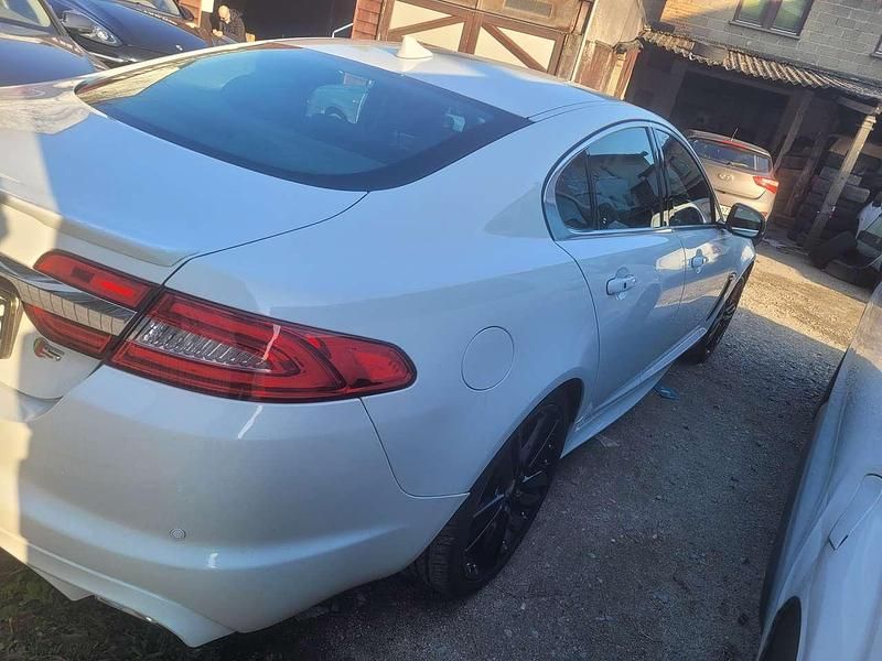 Gebraucht Jaguar XF S 275 PS (202 kW) 2013 Weiß Limousine
