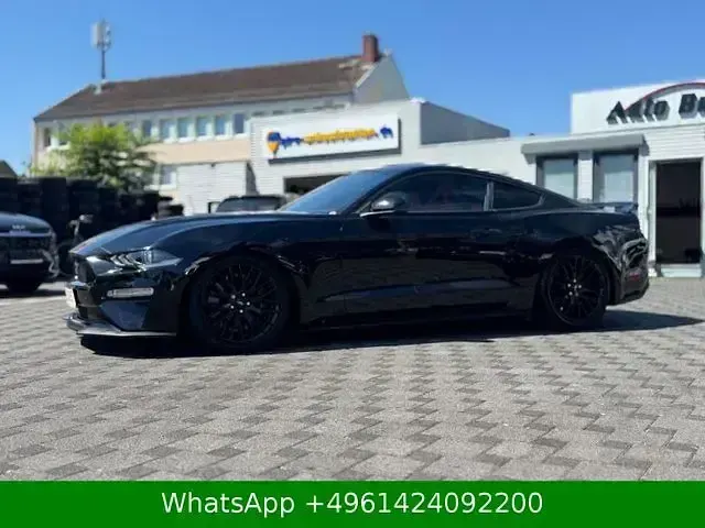 Gebraucht Ford Mustang GT Fastback 449 PS (330 kW) 2022 Shadow black Coupé