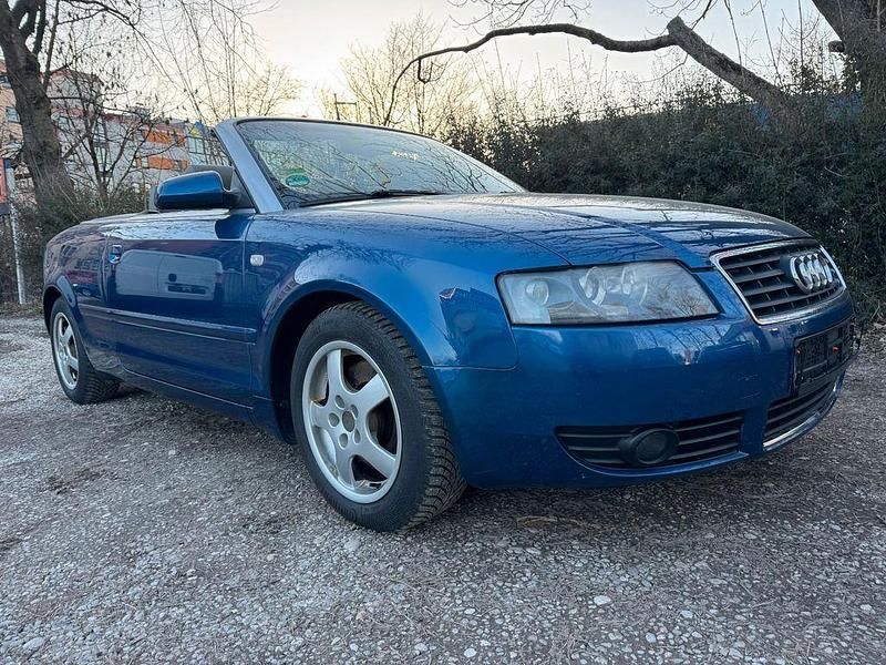 Gebraucht Audi A4 Cabriolet Sport 163 PS (119 kW) 2004 Caribicblau perleffekt Cabrio