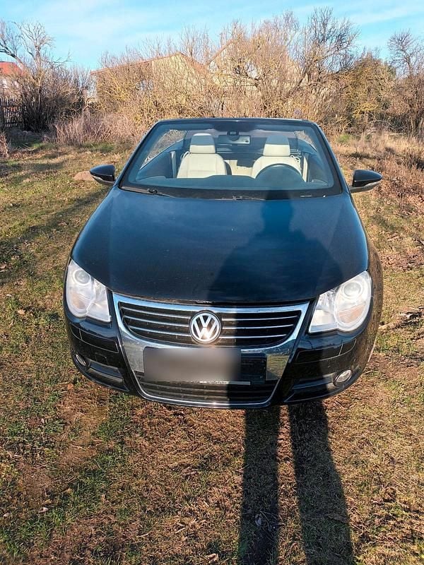 Usata VW Eos 140 CV (102 kW) 2010 Nero Cabrio