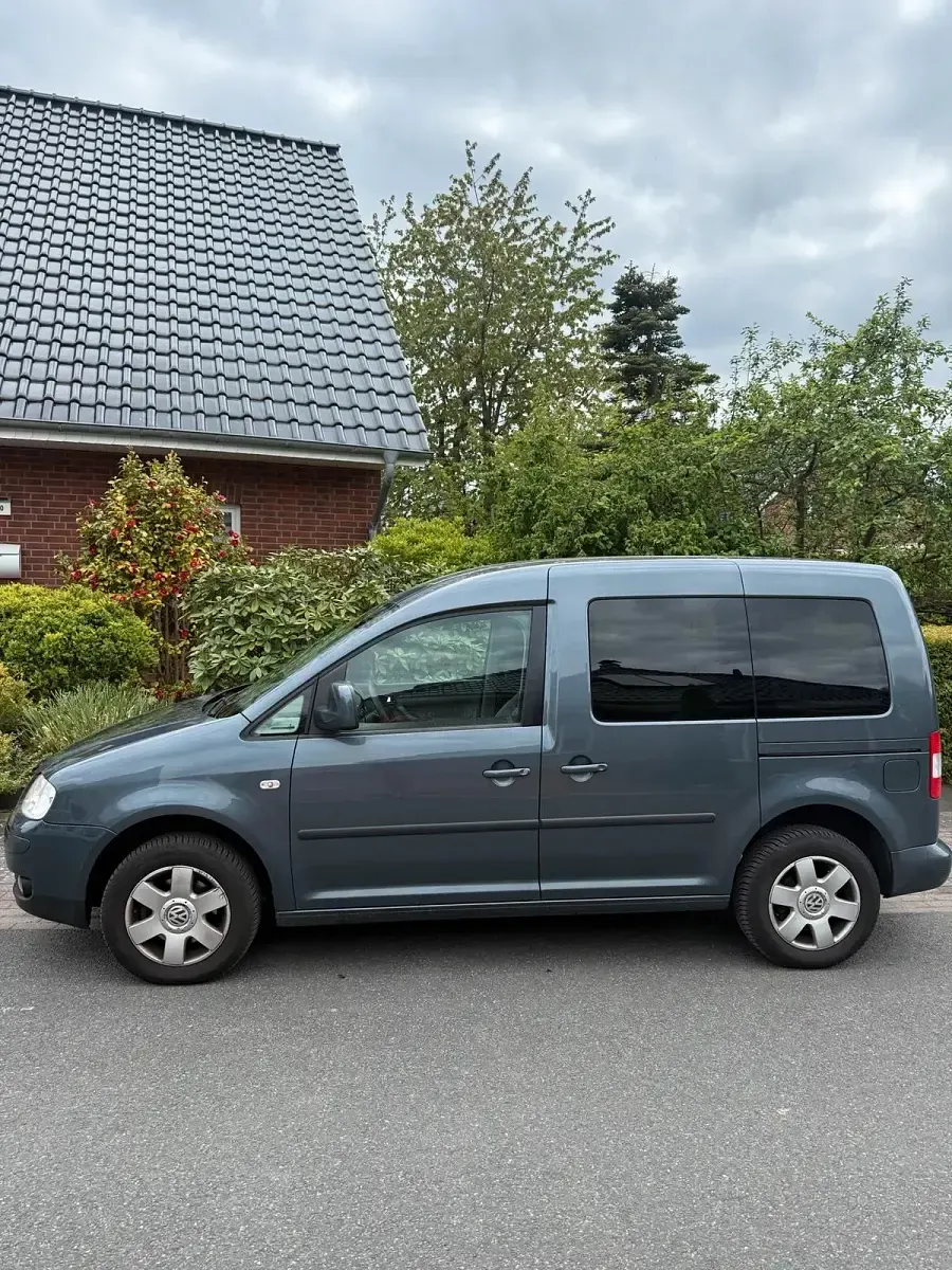 Gebraucht VW Caddy 105 PS (77 kW) 2009 Grau Van / Kleinbus