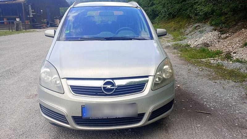 Grau Gebraucht 2006 Opel Zafira Van / Kleinbus | 800 € (Superpreis) - Bild 1/4