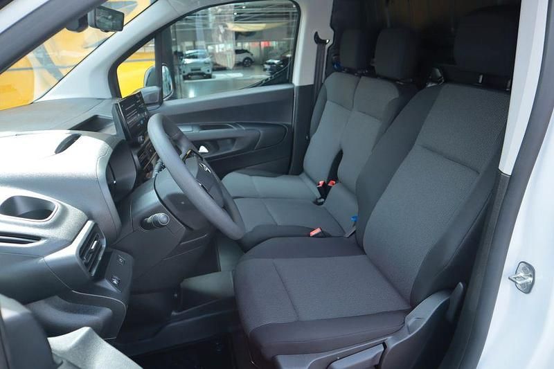 Nowe Opel Combo Edition 102 KM (75 kW) 2025 Biały Minivan