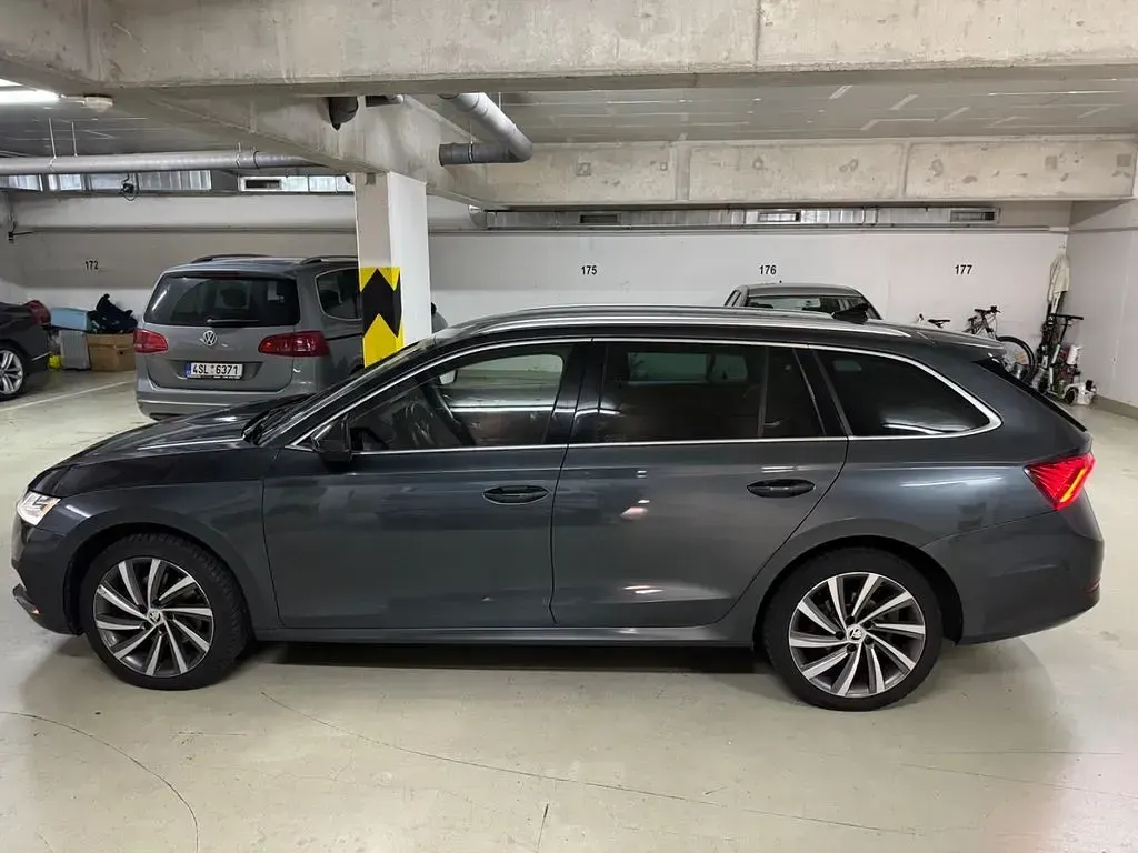 Gebraucht Skoda Octavia Style 150 PS (110 kW) 2021 Silber Kombi