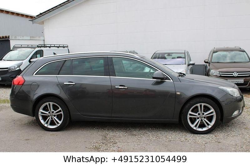Gebraucht Opel Insignia Cosmo 220 PS (161 kW) 2009 Grau Kombi