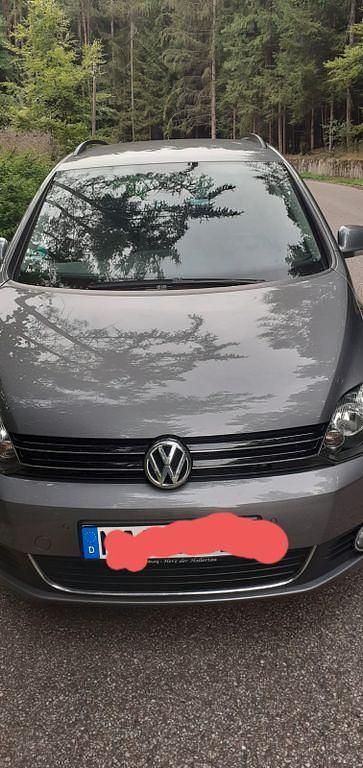 Silber Gebraucht 2013 VW Golf VII Life Limousine | 7.800 € (Superpreis) - Bild 1/4