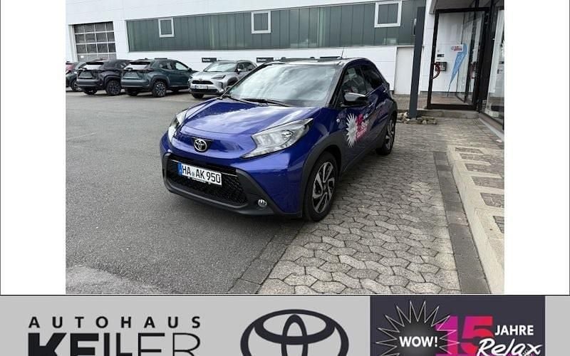 Blau Gebraucht 2024 Toyota Aygo Kleinwagen | 17.480 € (Fairer Preis) - Bild 1/4