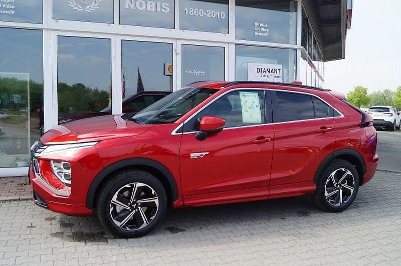 Dynamikrot Neu 2024 Mitsubishi Eclipse Cross Select SUV | 33.980 € - Bild 1/4