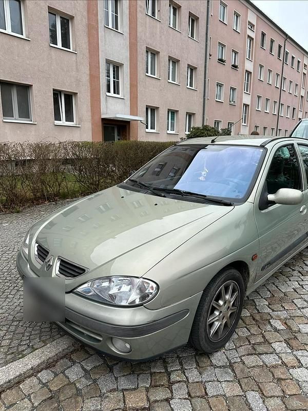 Gebraucht Renault Mégane III 70 PS (51 kW) 2008 Andere farben Kleinwagen