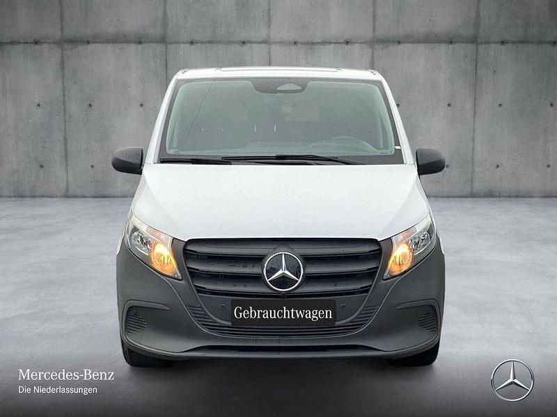 Gebraucht Mercedes Vito 163 PS (119 kW) 2024 Weiß Van