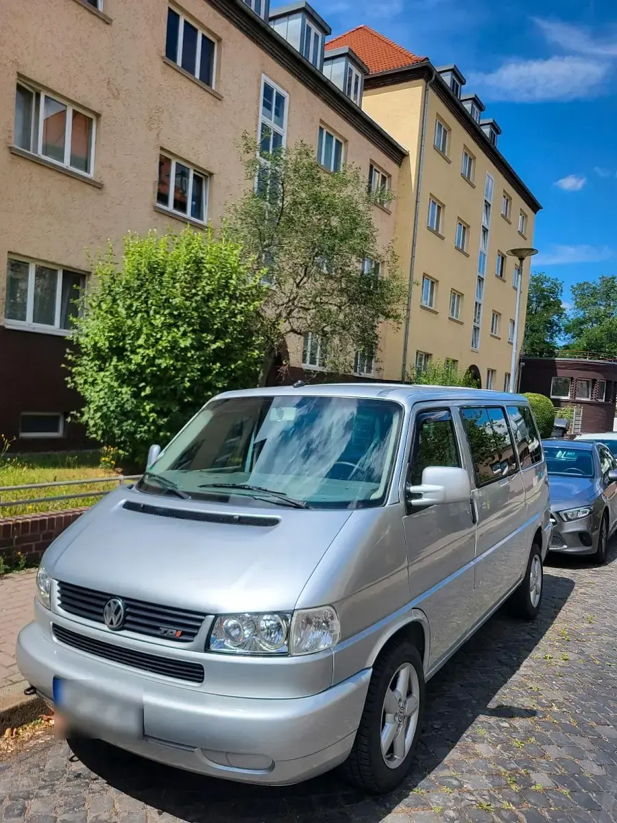 Second-hand VW T4 151 CP (111 kW) 2003 Argintiu Van