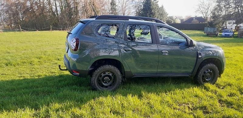 Usata Dacia Duster Expression 116 CV (85 kW) 2024 Verde SUV