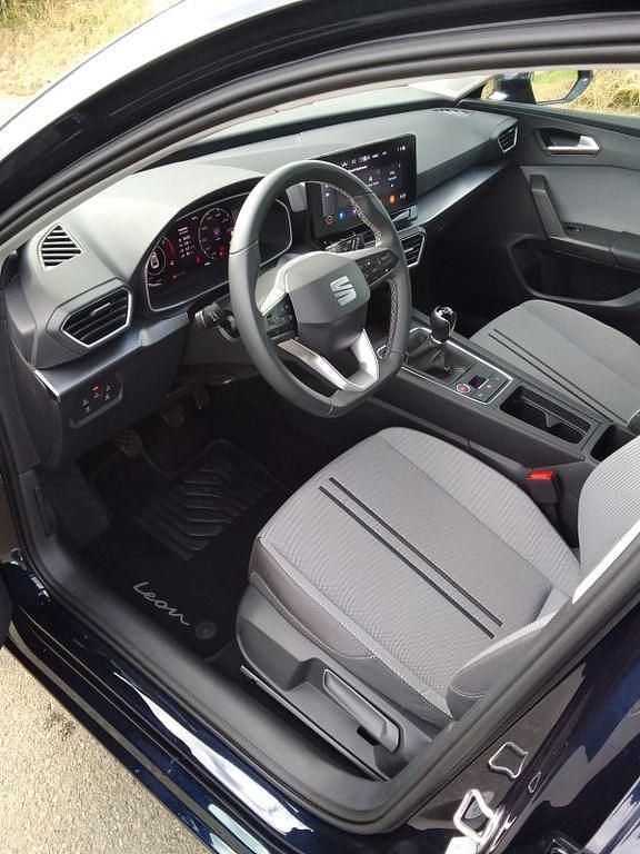 Gebraucht Seat Leon Style 116 PS (85 kW) 2022 Blau Limousine