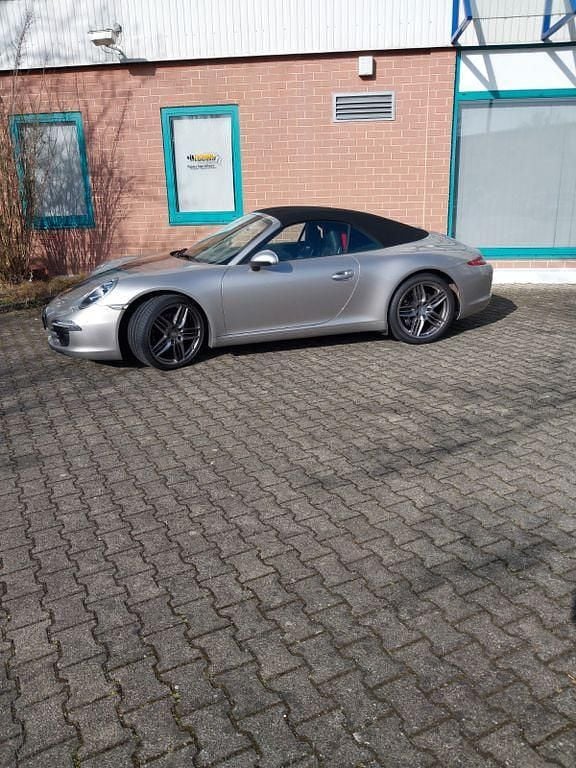 Gebraucht Porsche 911 Carrera Cabriolet 349 PS (256 kW) 2012 Silber Cabrio