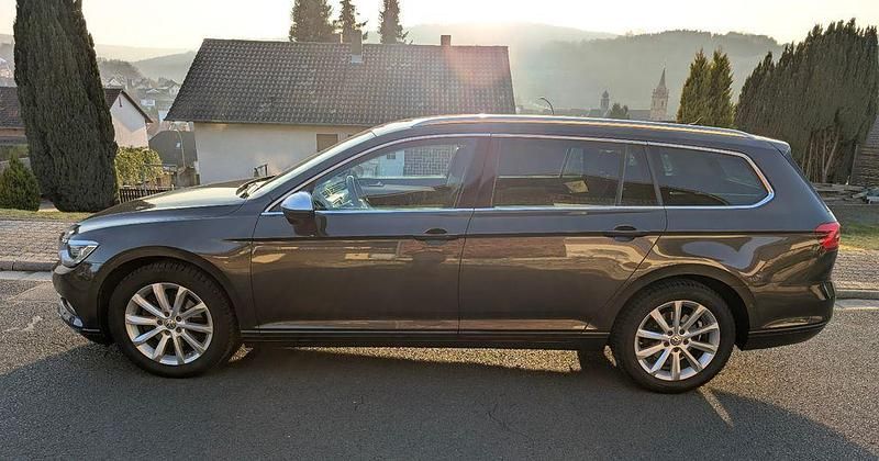 Gebraucht VW Passat Comfortline 190 PS (139 kW) 2015 Kombi