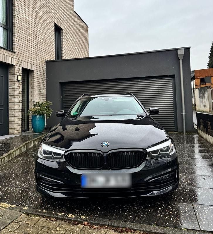 Gebraucht BMW 530 Sport Line 265 PS (194 kW) 2019 Schwarz Kombi
