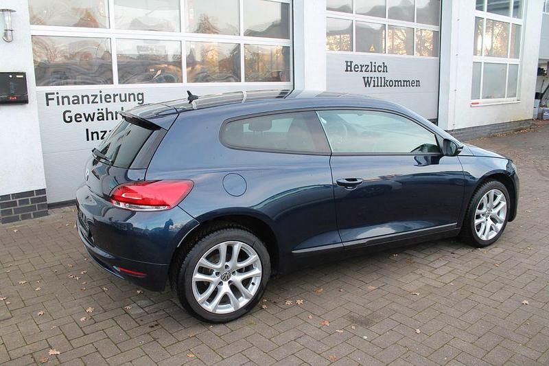 Gebraucht VW Scirocco 160 PS (117 kW) 2011 Night blue Coupé