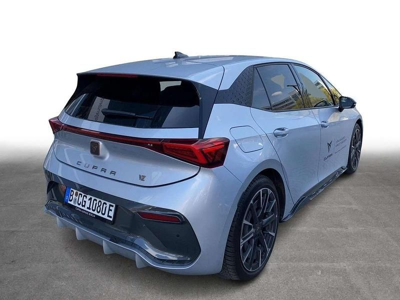 Gebraucht Cupra Born VZ 239 kW (326 PS) 2025 Geyser silver metallic Kleinwagen