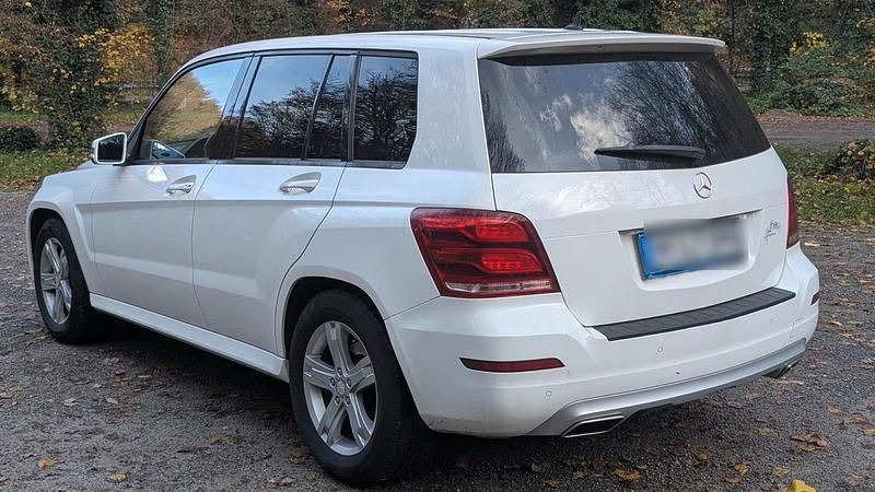 Gebraucht Mercedes GLK250 204 PS (150 kW) 2014 Weiß SUV