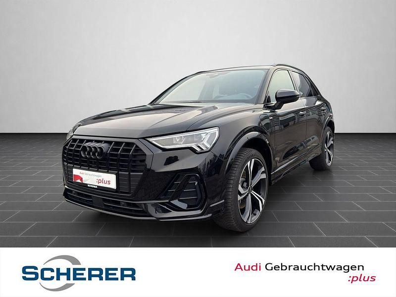 Mythosschwarz metallic (metallic) Gebraucht 2022 Audi Q3 Ambiente SUV | 33.890 € (Etwas zu teuer) - Bild 1/4