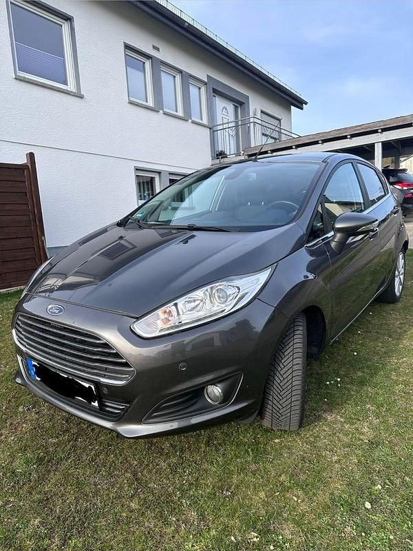 Gebraucht Ford Fiesta Titanium 95 PS (69 kW) 2016 Kleinwagen