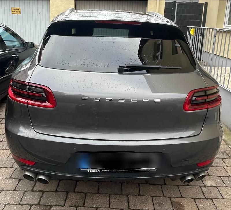 Gebraucht Porsche Macan S 258 PS (189 kW) 2015 Grau SUV