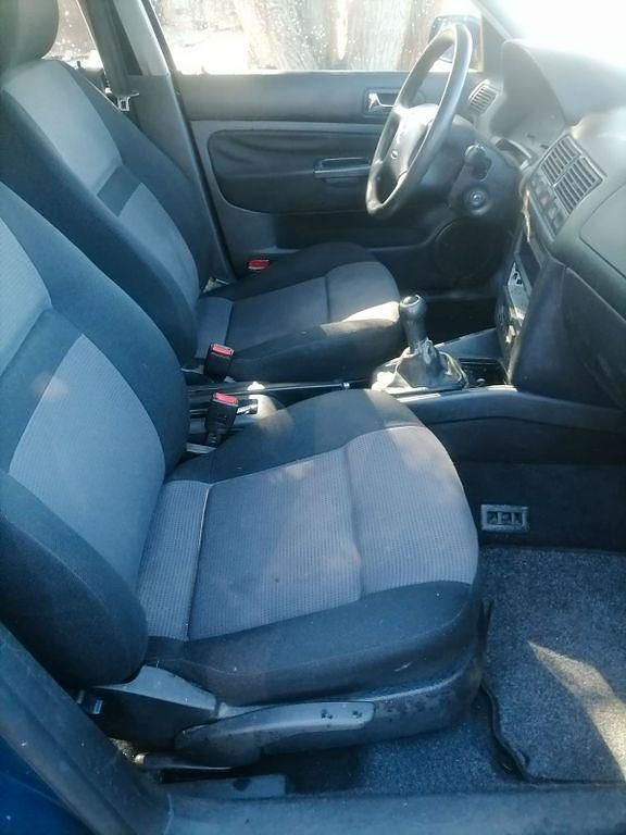 Gebraucht VW Golf IV Basis 105 PS (77 kW) 2000 Blau Kombi