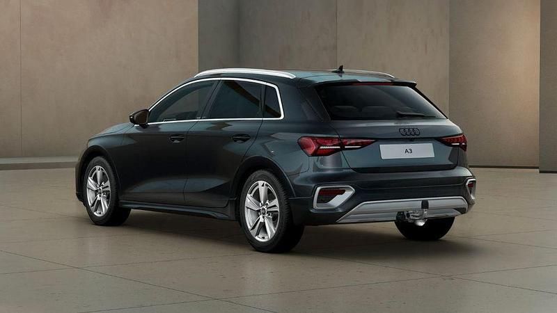 Gebraucht Audi A3 Ambiente 150 PS (110 kW) 2025 Manhattangrau Limousine