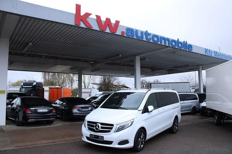 Gebraucht Mercedes V250 190 PS (139 kW) 2017 Weiß Van / Kleinbus