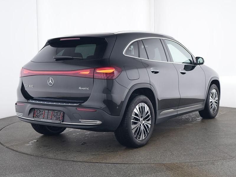 Gebraucht Mercedes EQA300 Advanced Plus 168 kW (229 PS) 2024 Schwarz SUV
