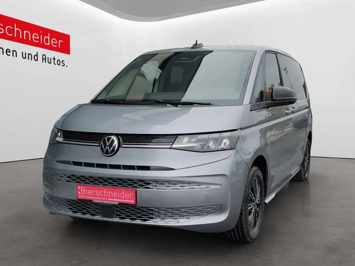 Gebraucht VW Multivan Pro 150 PS (110 kW) 2025 Silber Van / Kleinbus