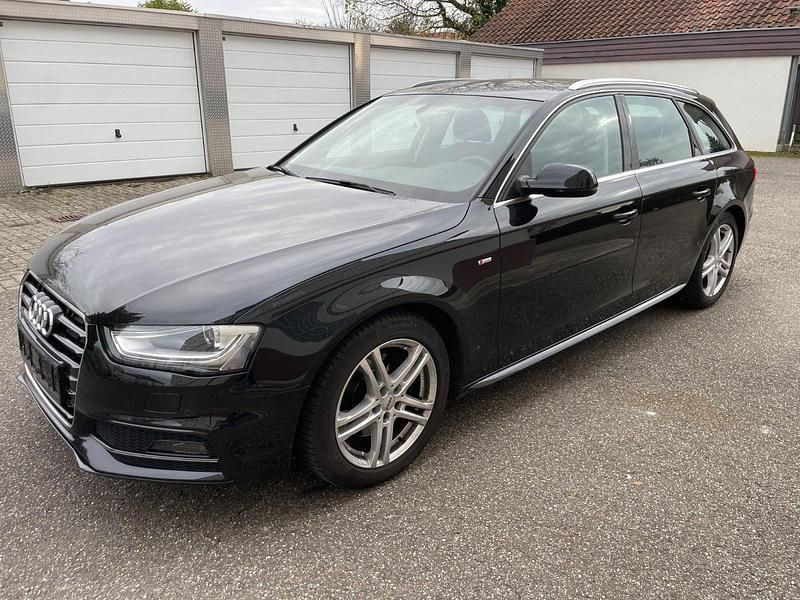 Schwarz Gebraucht 2015 Audi A4 S-Line Kombi | 15.950 € (Etwas zu teuer) - Bild 1/4