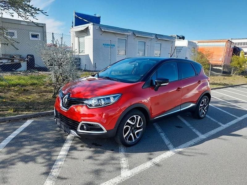 Second-hand Renault Captur 90 CP (66 kW) 2015 Roșu SUV